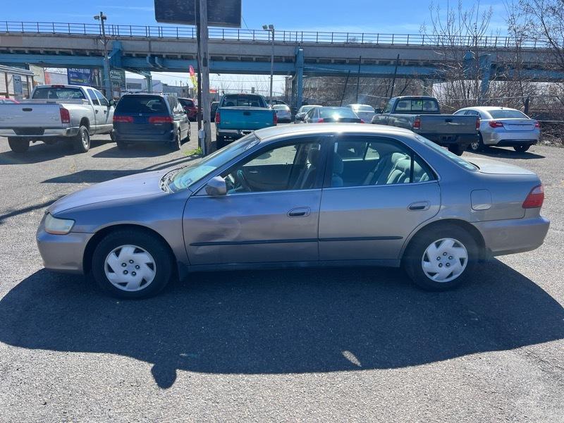 Honda Accord LX V6 sedan 2000