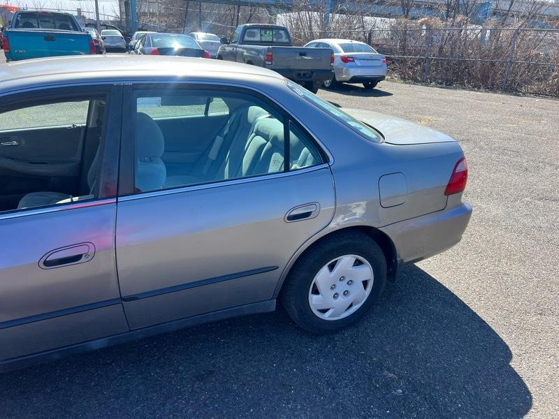 Honda Accord LX V6 sedan 2000