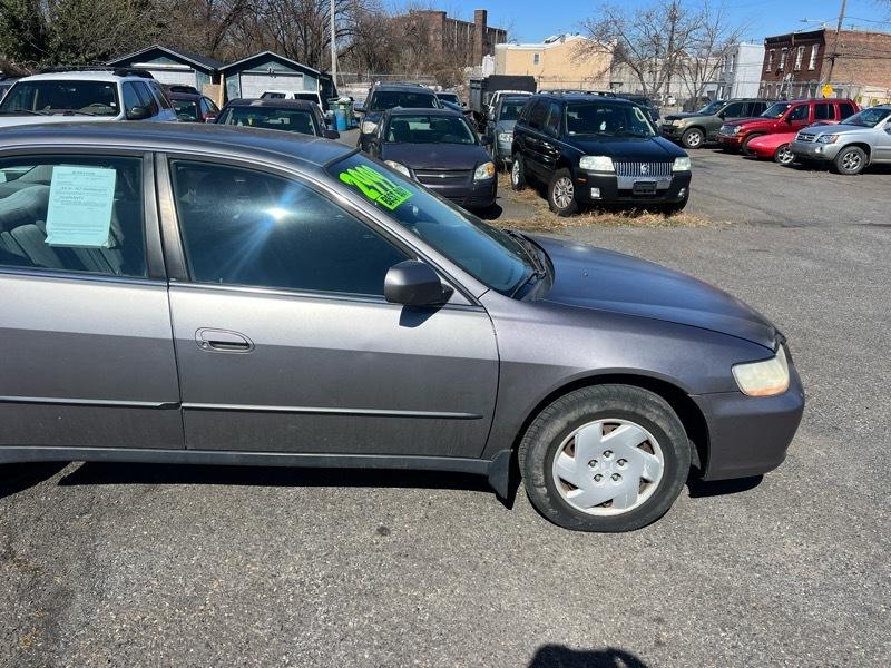 Honda Accord LX V6 sedan 2000