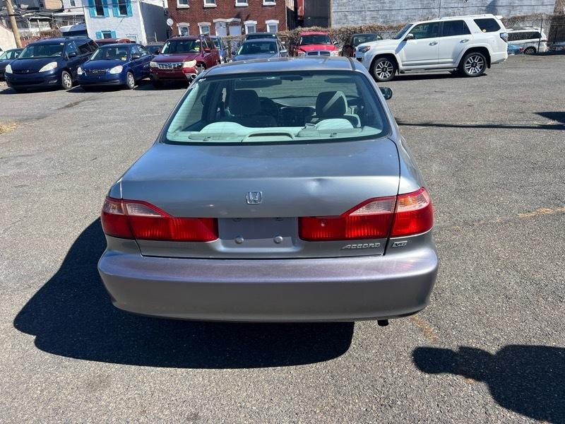 Honda Accord LX V6 sedan 2000