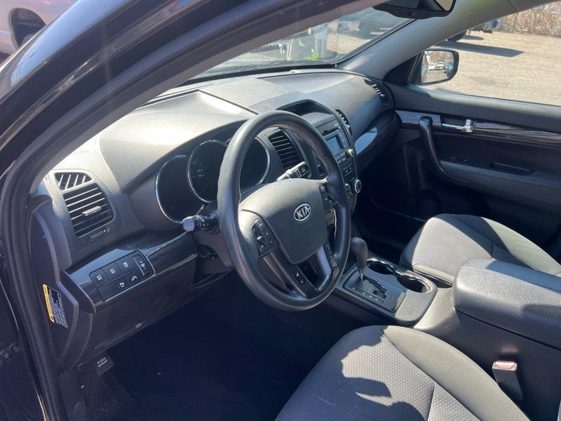 Kia Sorento LX 2WD 2012