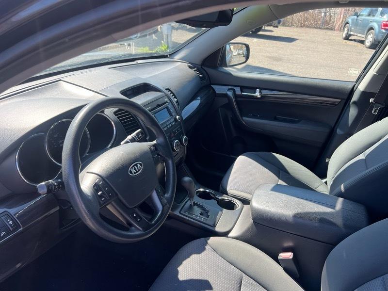 Kia Sorento LX 2WD 2012