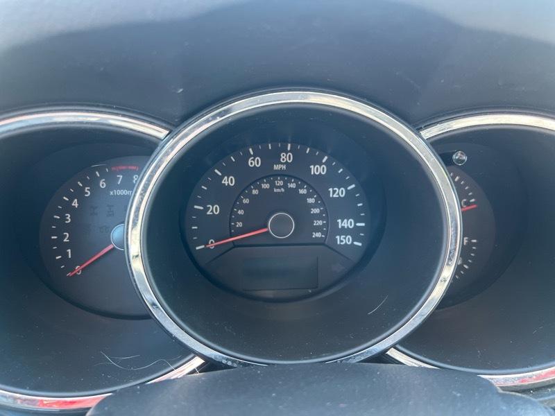 Kia Sorento LX 2WD 2012