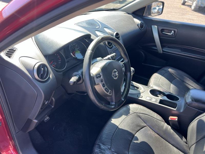 Nissan Rogue S AWD 2012