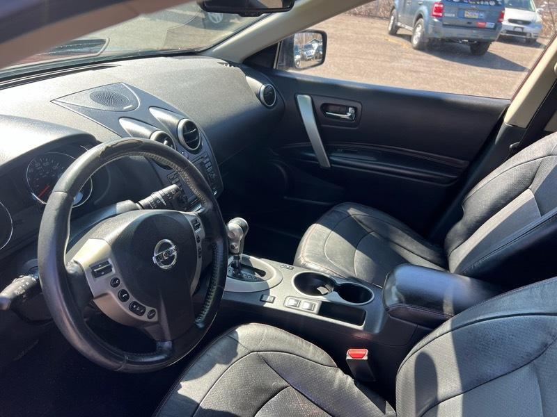 Nissan Rogue S AWD 2012