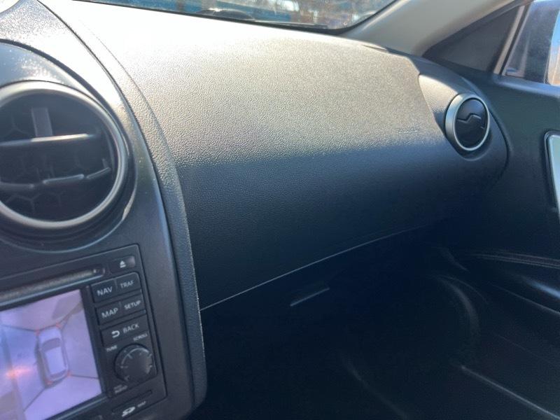 Nissan Rogue S AWD 2012