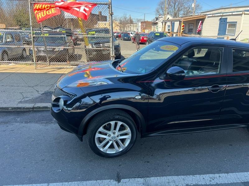 Nissan Juke S AWD 2011