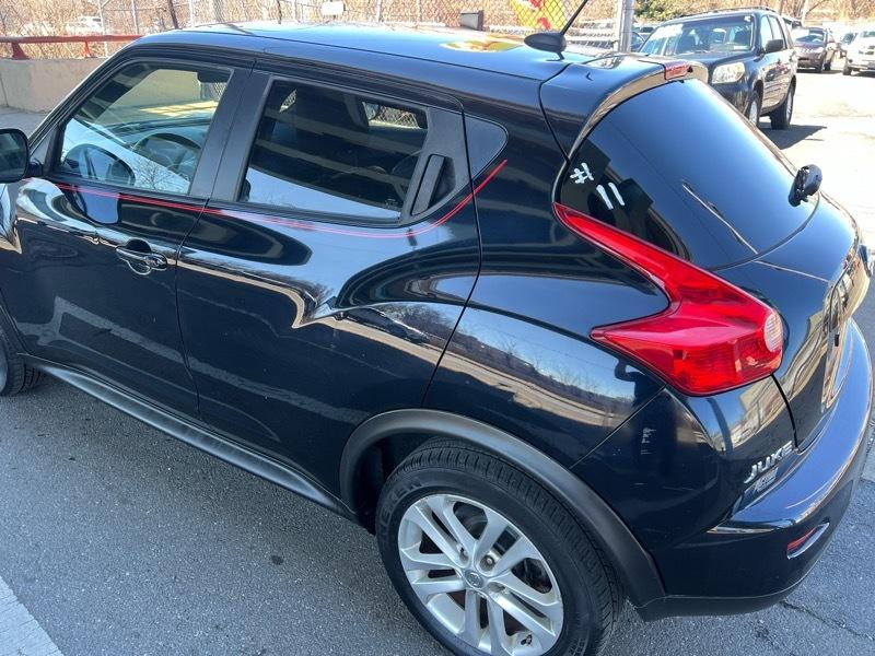 Nissan Juke S AWD 2011
