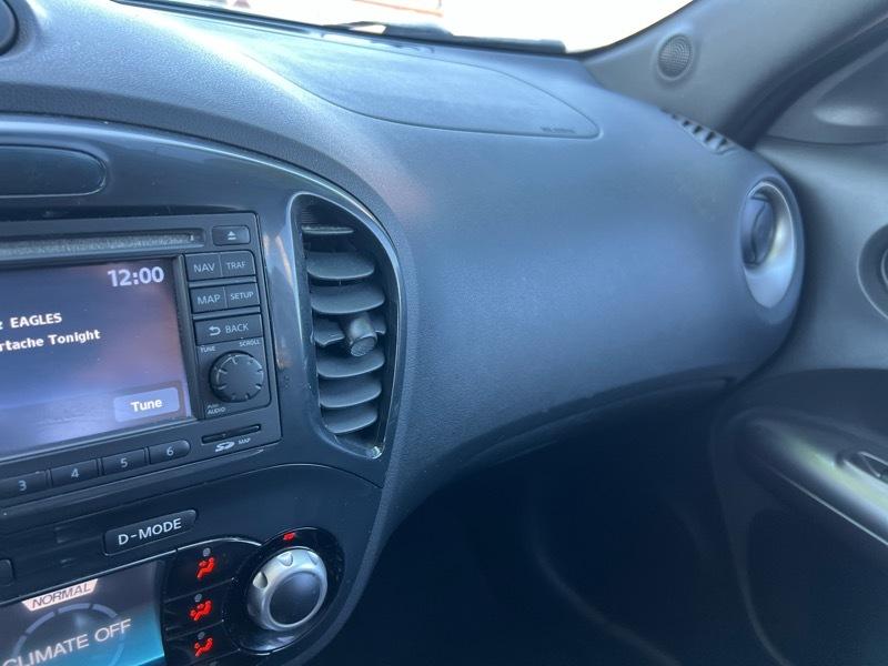 Nissan Juke S AWD 2011