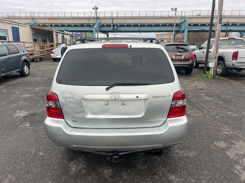Toyota Highlander V6 4WD 2005