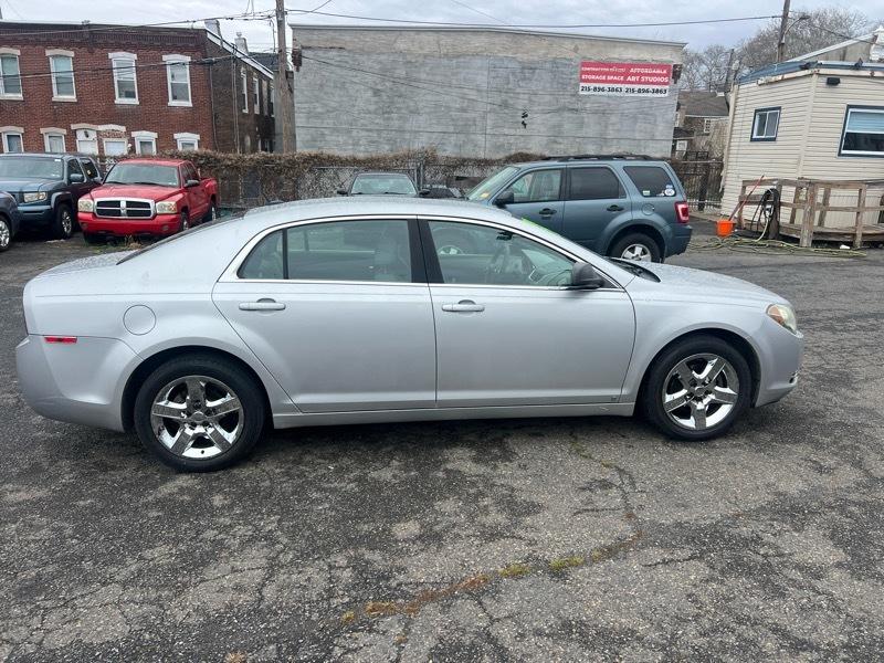 Chevrolet Malibu LS 2009