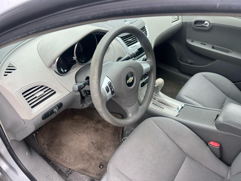 Chevrolet Malibu LS 2009