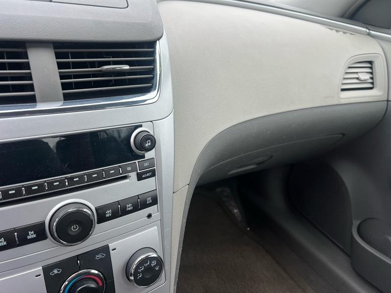 Chevrolet Malibu LS 2009