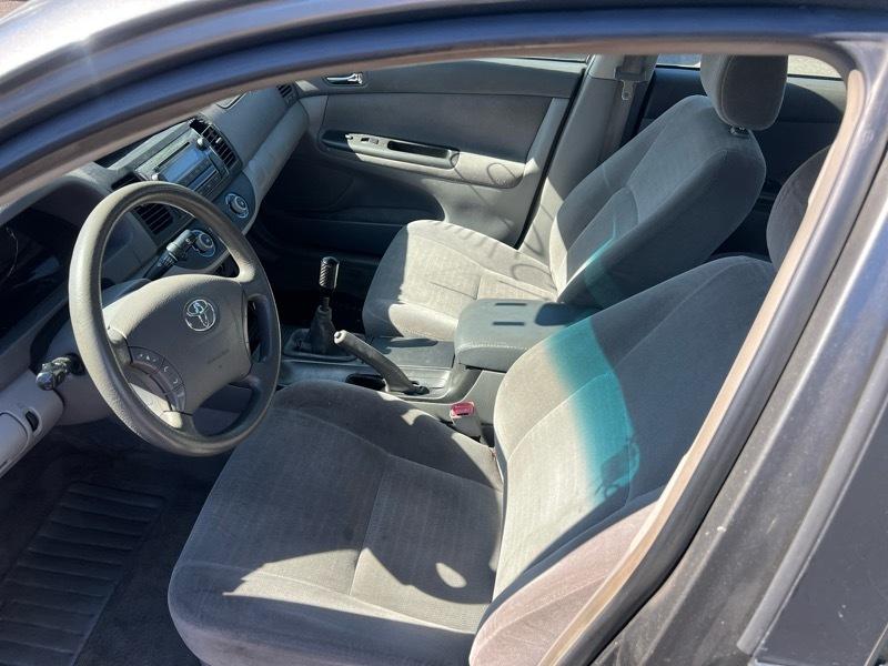 Toyota Camry LE 2005