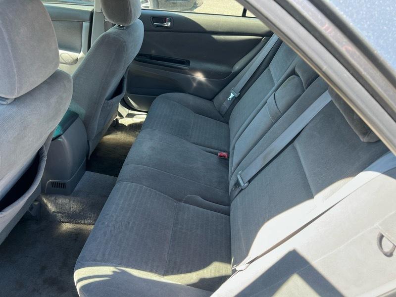 Toyota Camry LE 2005
