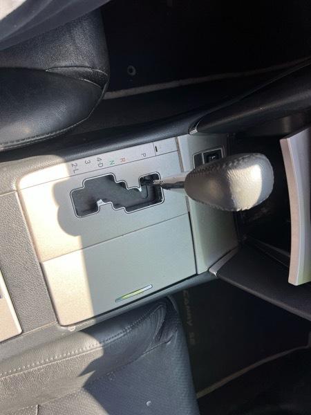 Toyota Camry XLE 5-Spd AT 2009