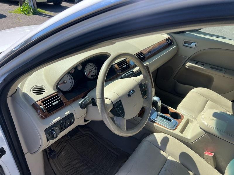 Ford Five Hundred Limited AWD 2005