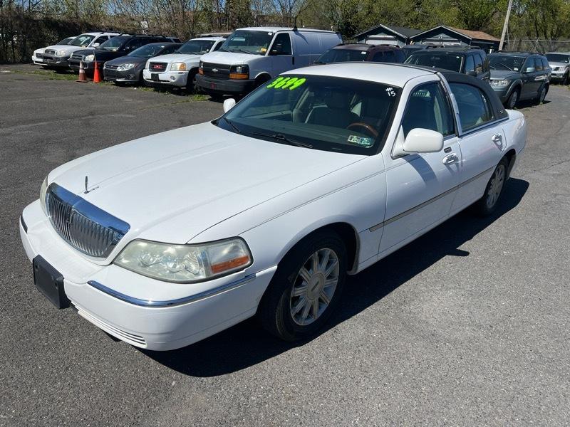 Lincoln Town Car Signature Limited 2009