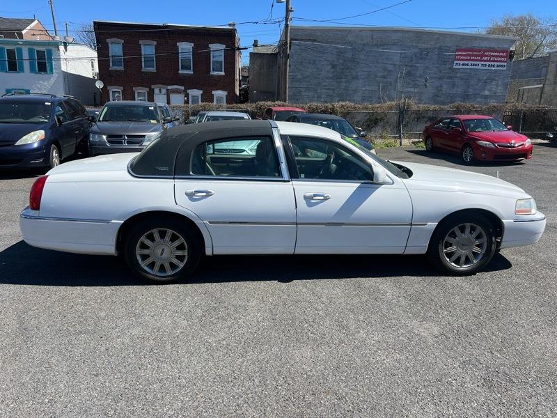 Lincoln Town Car Signature Limited 2009