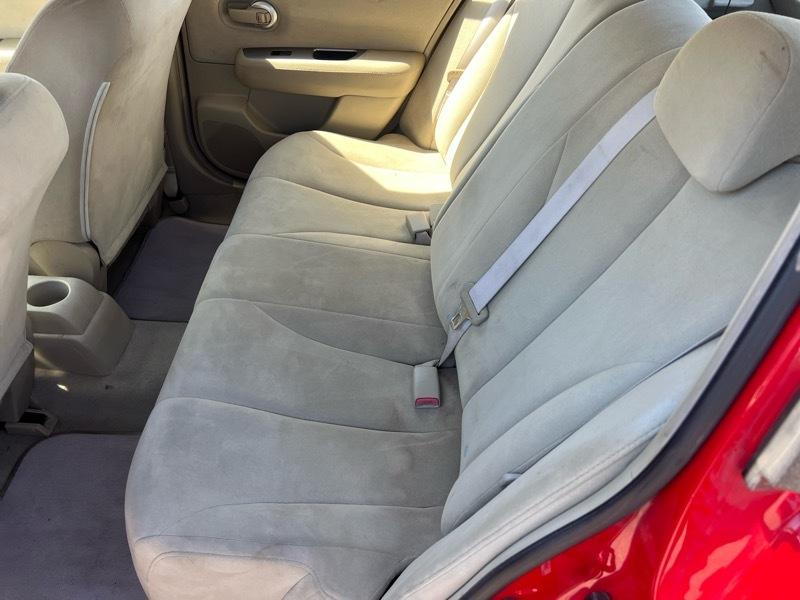 Nissan Versa 1.8 S 2007