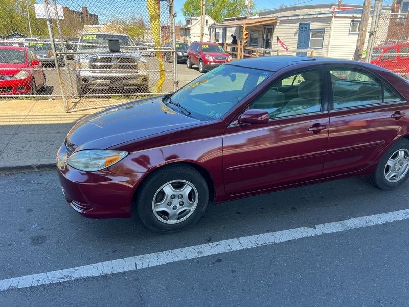 Toyota Camry LE V6 2003