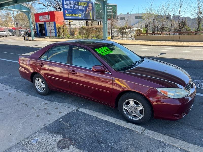 Toyota Camry LE V6 2003
