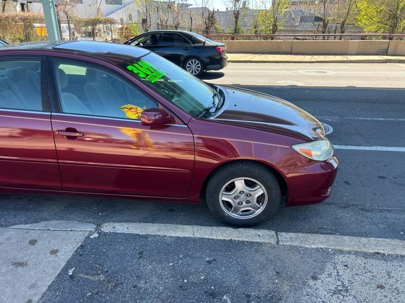 Toyota Camry LE V6 2003