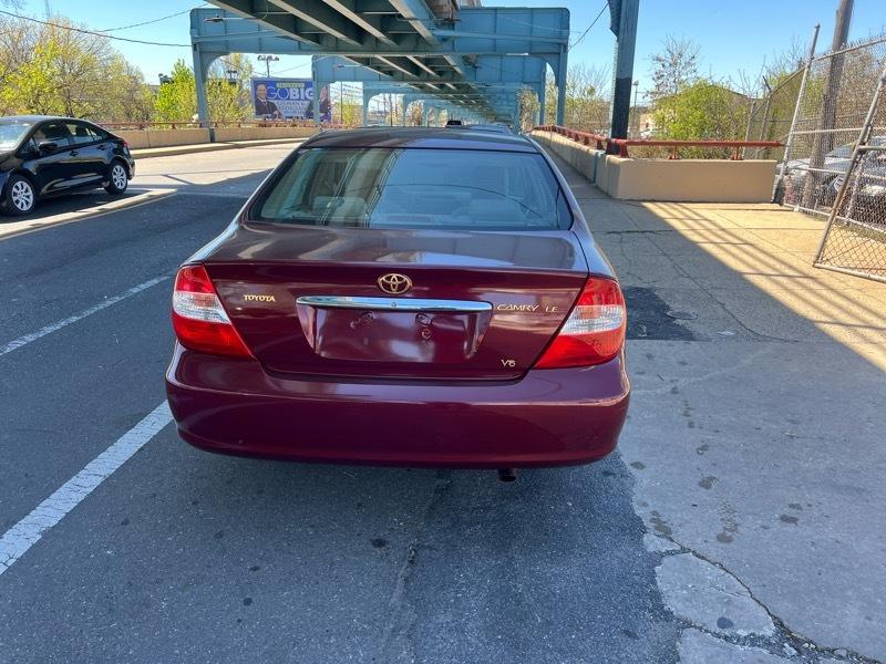 Toyota Camry LE V6 2003