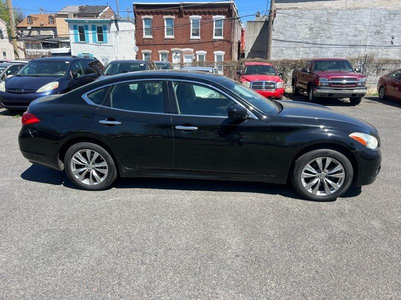 Infiniti M 37x 2012