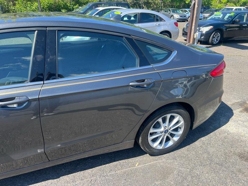 Ford Fusion SE 2019