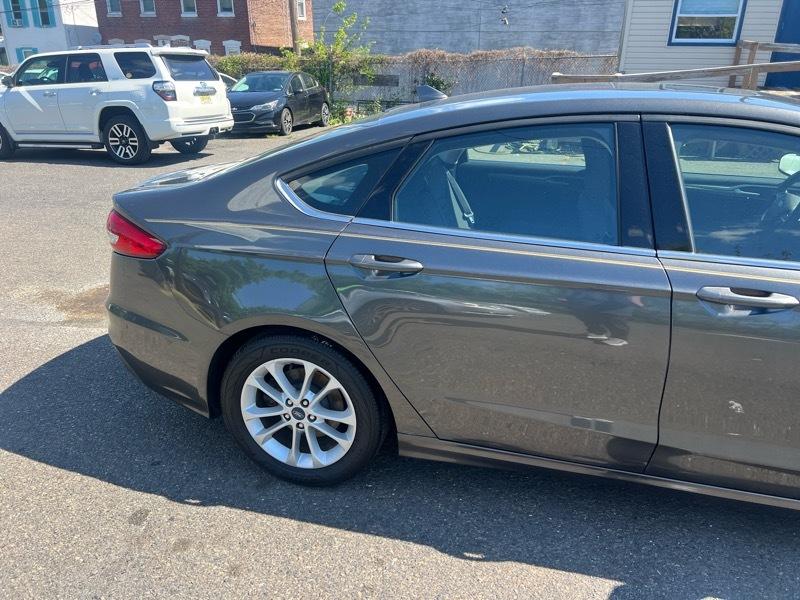 Ford Fusion SE 2019