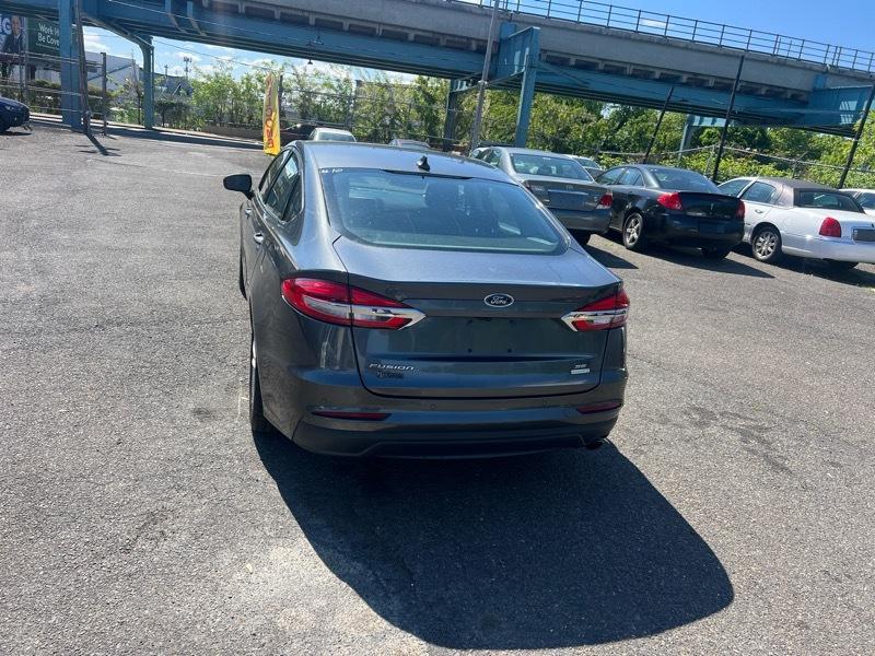 Ford Fusion SE 2019
