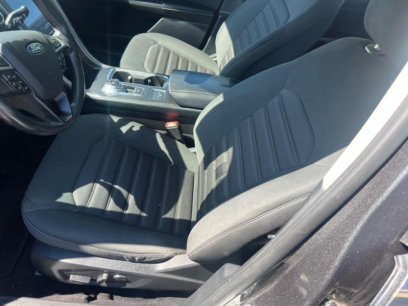 Ford Fusion SE 2019