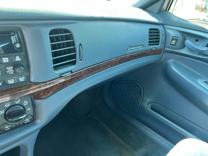 Chevrolet Impala Base 2003