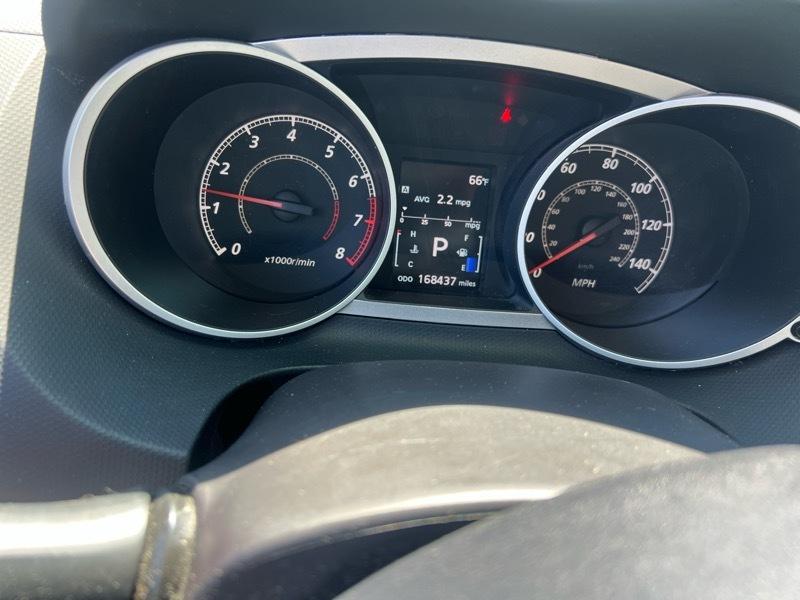 Mitsubishi Outlander SE 2WD 2013