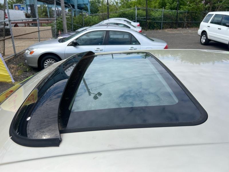 Nissan Maxima GLE 2002