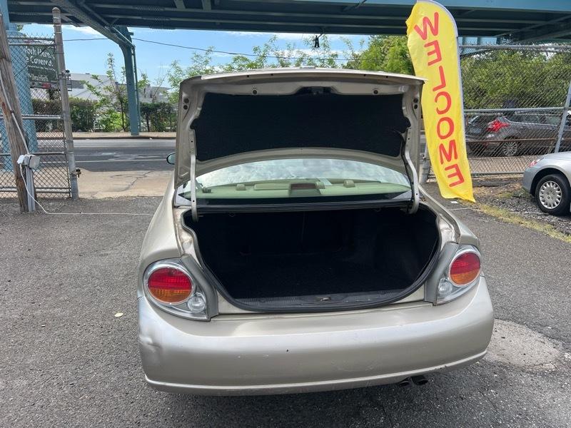 Nissan Maxima GLE 2002