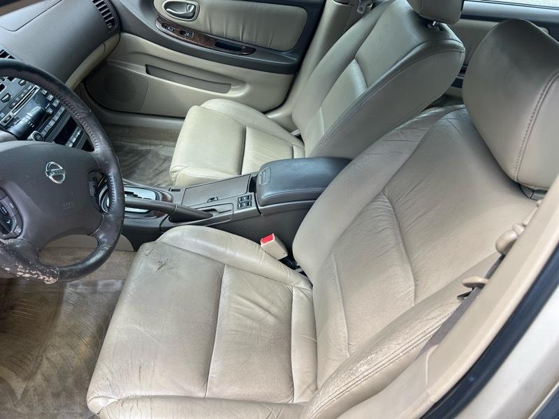 Nissan Maxima GLE 2002