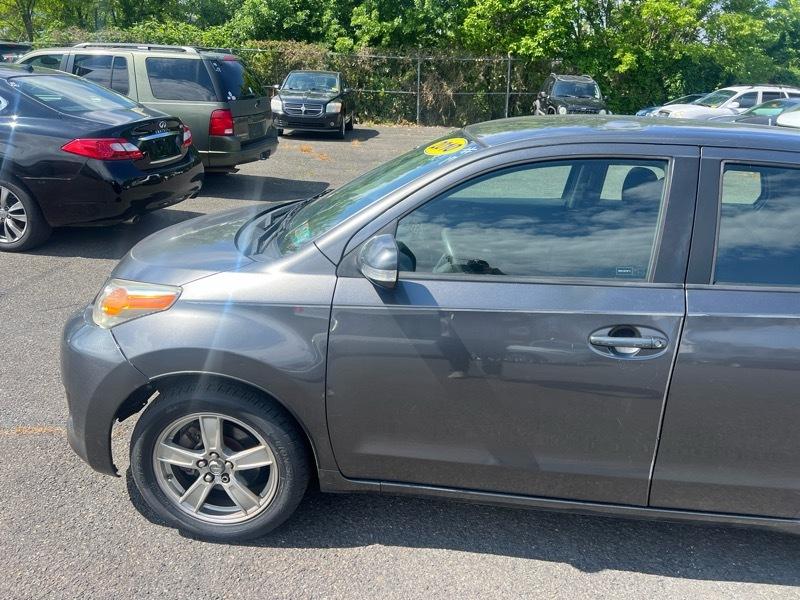 Scion xD 5-Door 2010