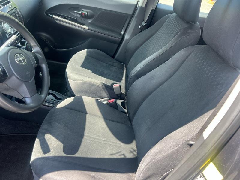 Scion xD 5-Door 2010