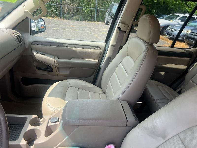 Ford Explorer Limited 4WD 2002