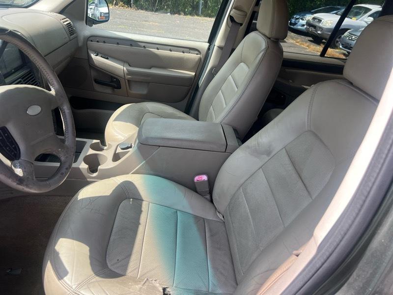 Ford Explorer Limited 4WD 2002