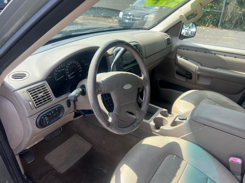 Ford Explorer Limited 4WD 2002