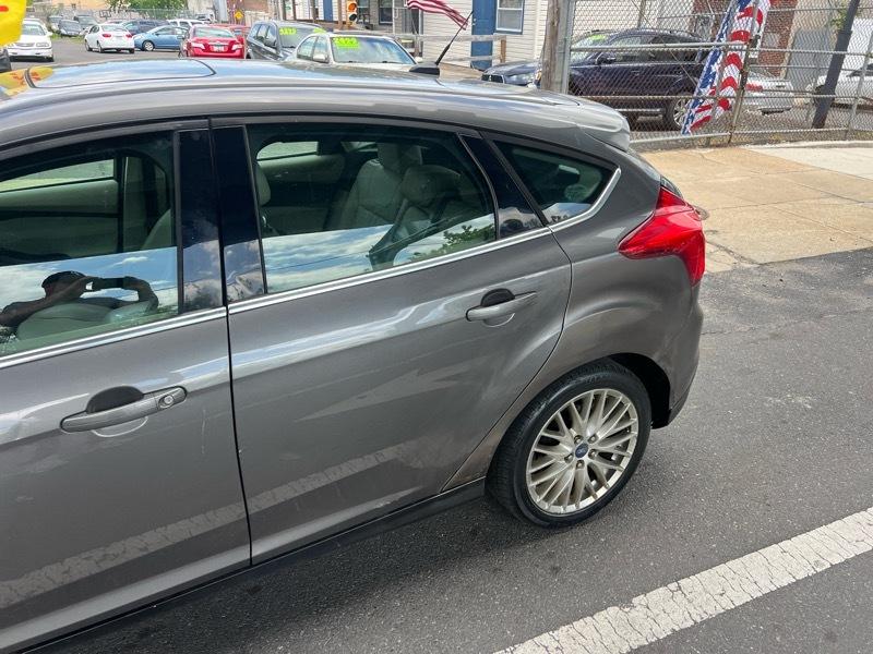 Ford Focus SEL 2012