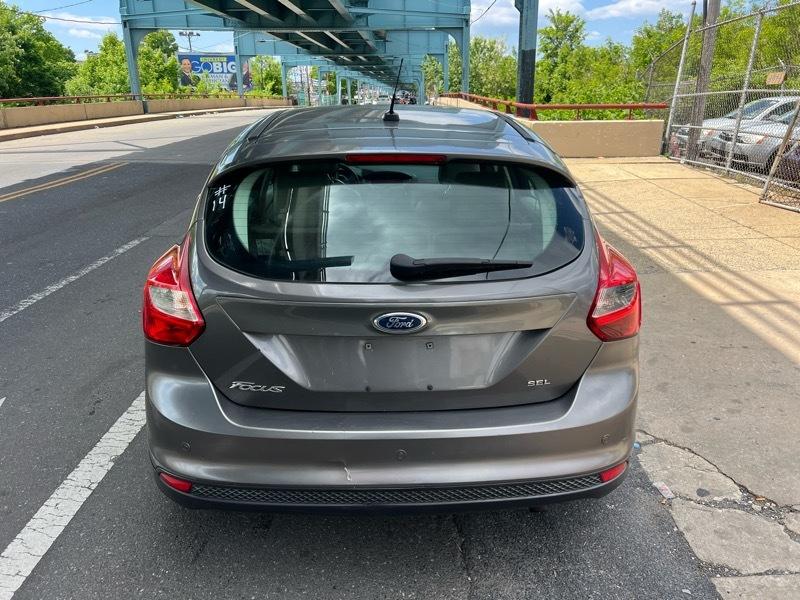 Ford Focus SEL 2012
