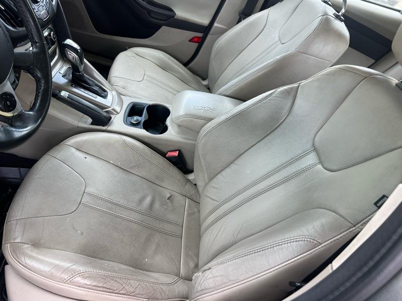 Ford Focus SEL 2012