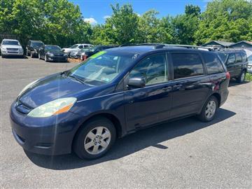 2006 Toyota Sienna LE 7-Passenger