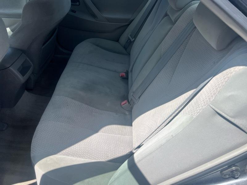 Toyota Camry Base 6-Spd AT 2011