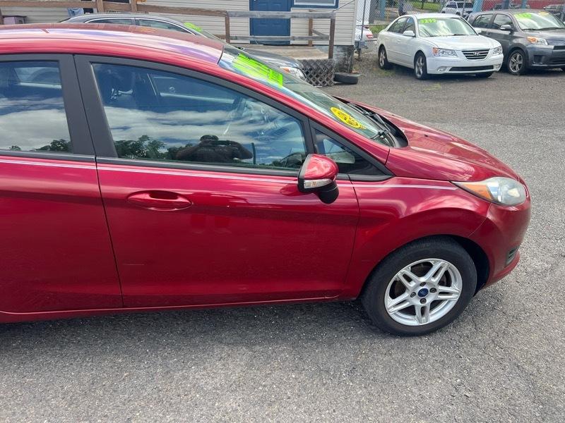 Ford Fiesta SE Hatchback 2017