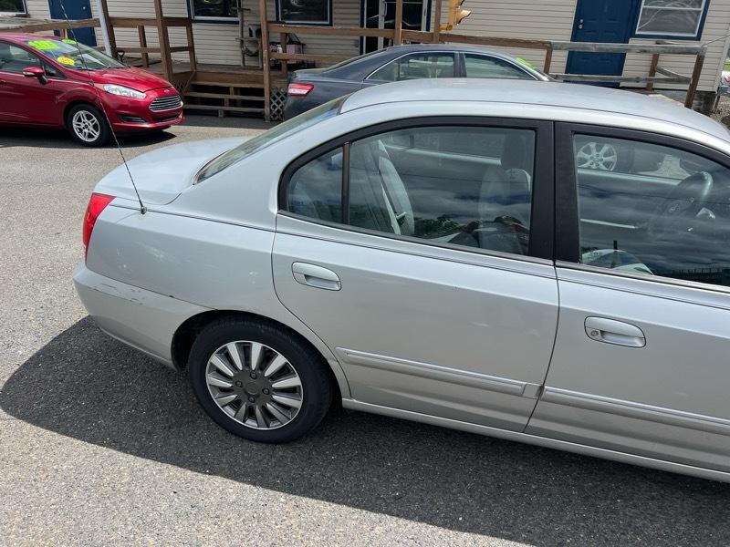 Hyundai Elantra GLS 4-Door 2006
